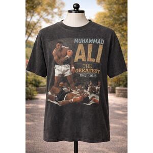 Muhammad Ali “The Greatest” Graphic Tee USA Made KEYA Size M